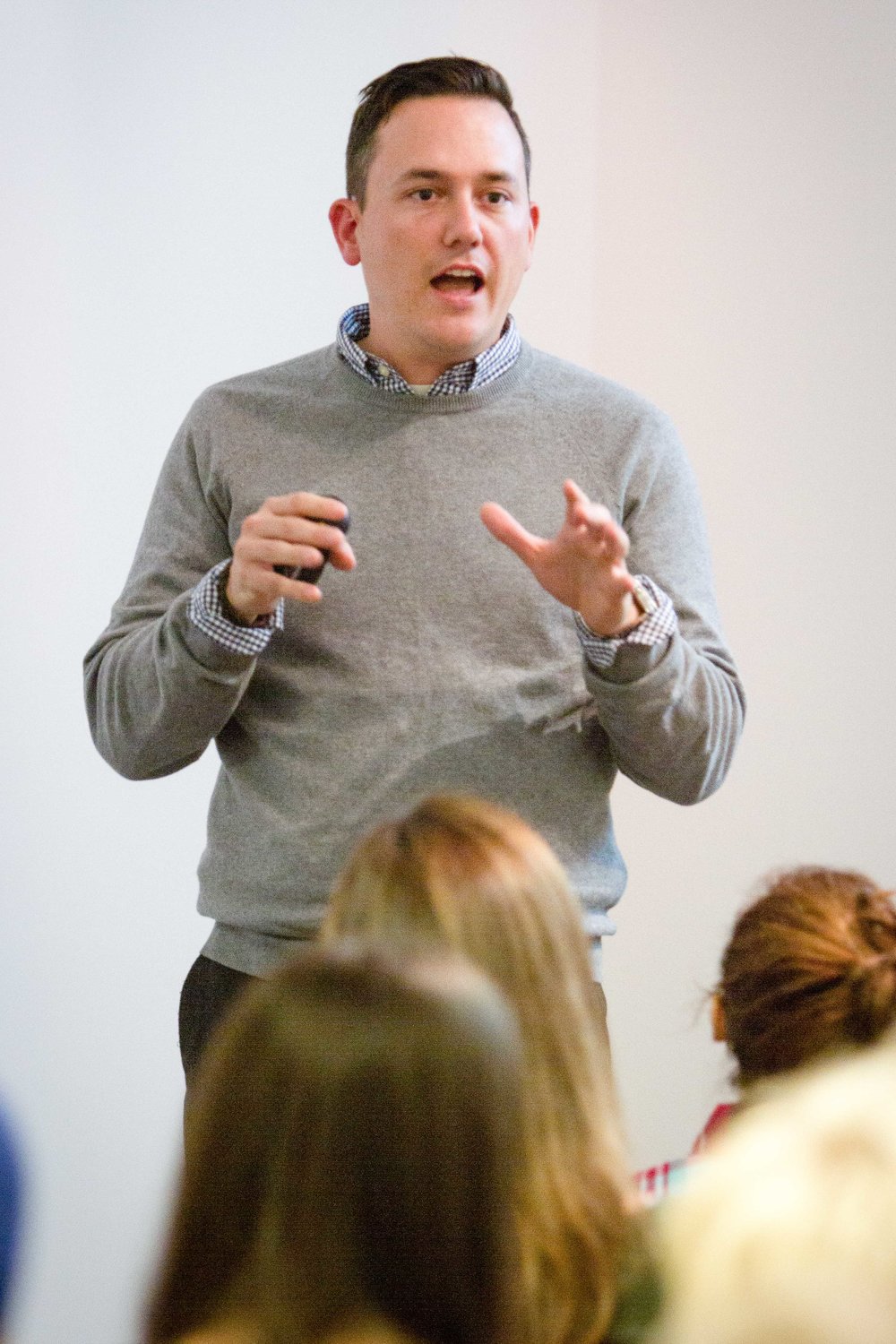 Assistant professor of English John Pell speaks to students about scholarship in pop culture. Janik Emmendorfer | Photographer 