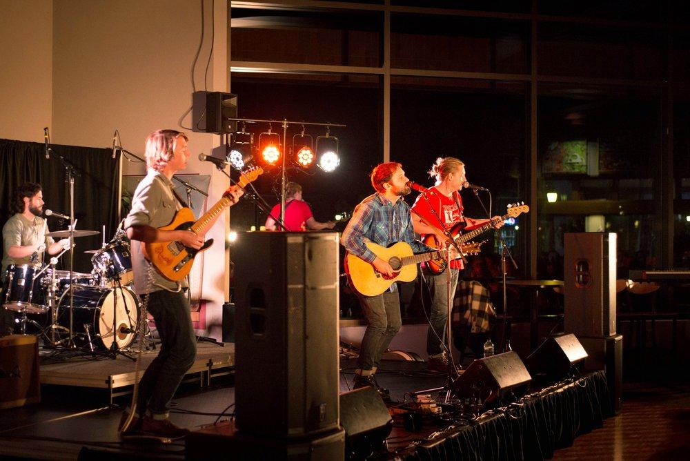 Alumni musicians perform