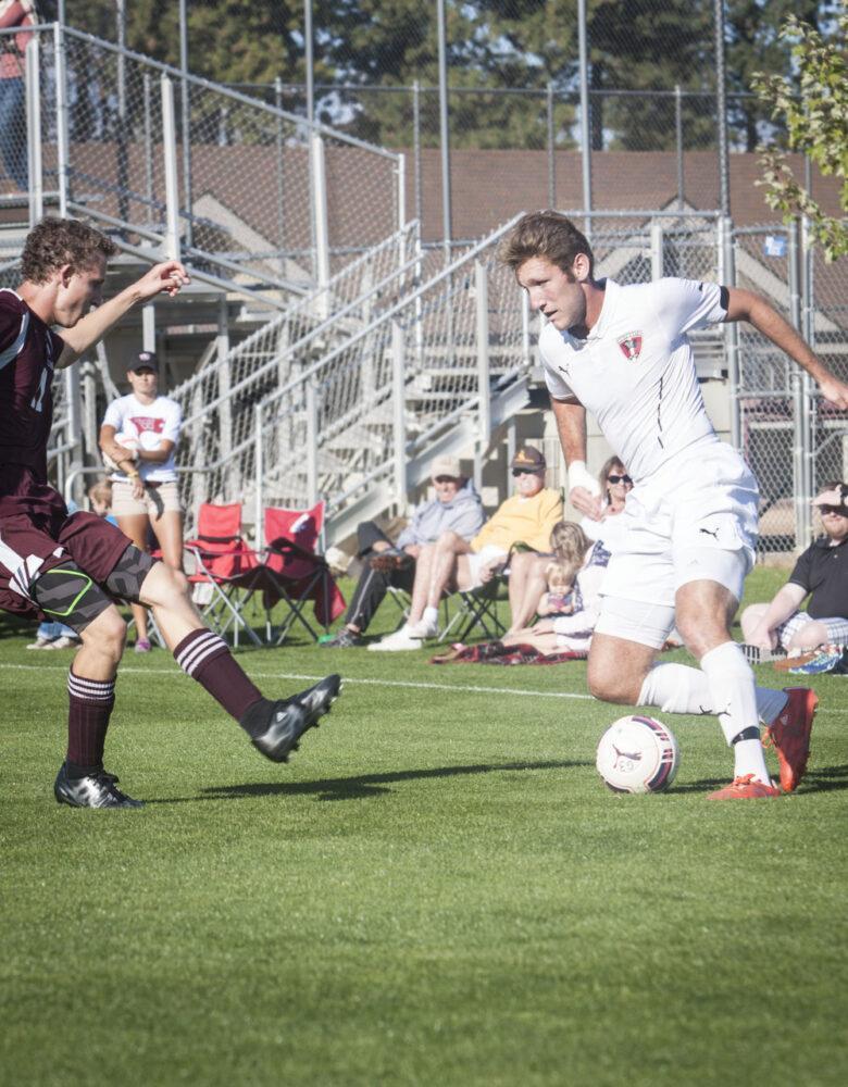 Soccer continues winning streak at home