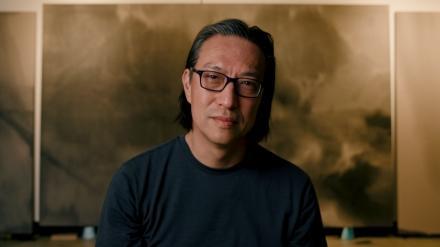 Makota Fujimura explains the world and artists