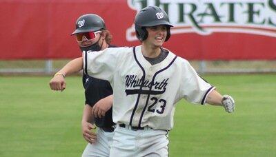 Whitworth baseball fights to win two games on Thursday