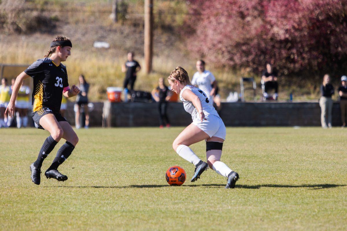 Hailey Ovenell Taking on #33 Julia Causbie