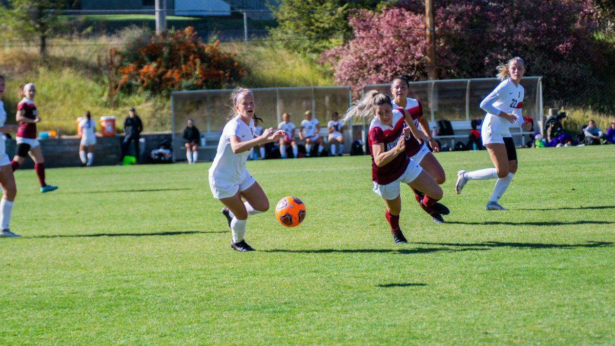 Coprivnicar's school record headlines successful weekend for women's soccer