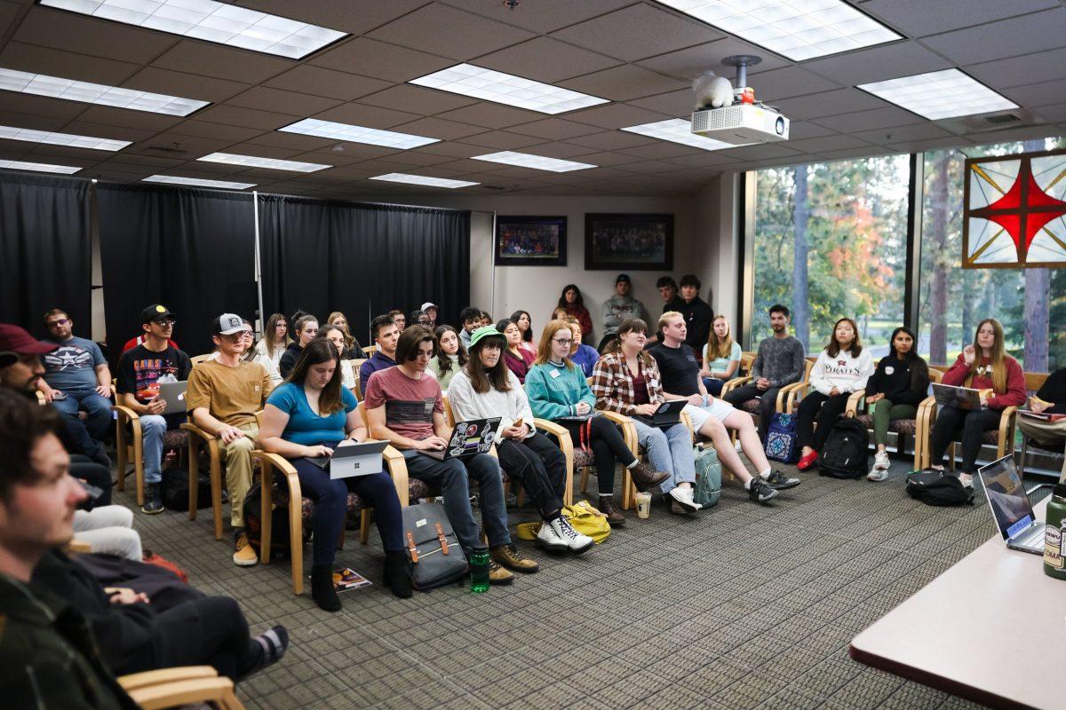 ASWU student meeting filled with multiple student leaders and TPUSA members in the ASWU Chambers, Wednesday, Oct. 19, 2022, in Spokane, Wash. | Mario Gonzalez/The Whitworthian