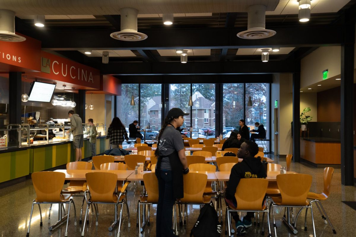 Whitworth University Students are grabbing dinner from the caferteria (Sodexo) at Whitworth University in Spokane, Wash, Tuesday, Feb. 25, 2025. | Photo by Nandia Tungalag/The Whitworthian Staff